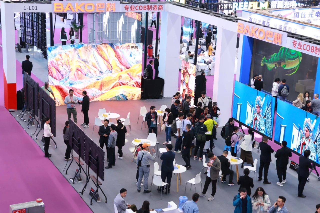 LED CHINA開(kāi)展！巴科光電LED全場(chǎng)景動(dòng)態(tài)子像素點(diǎn)燃全場(chǎng)